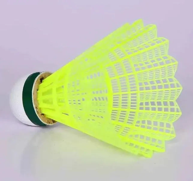 badminton shuttlecocks entertainment durable stability shuttlecock for outdoor indoor sports activities training intermediate level players and club session(s-168) | ideal for all surfaces